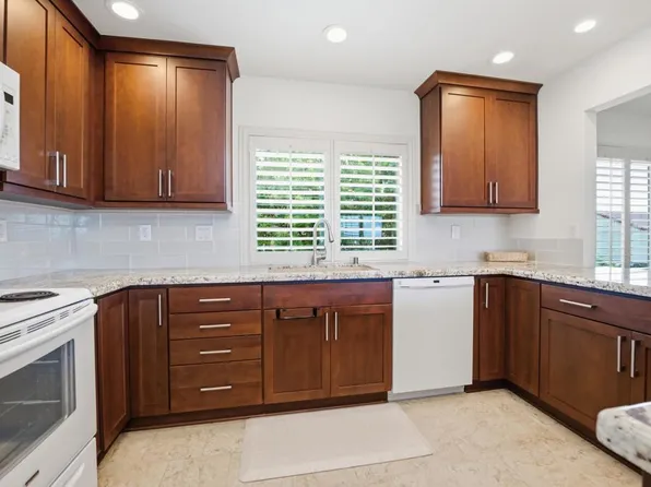 17458 Plaza Animado Unit 127, San Diego, CA 92128