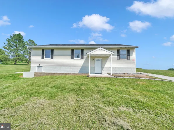 155 S Houcksville Rd, Hampstead, MD 21074