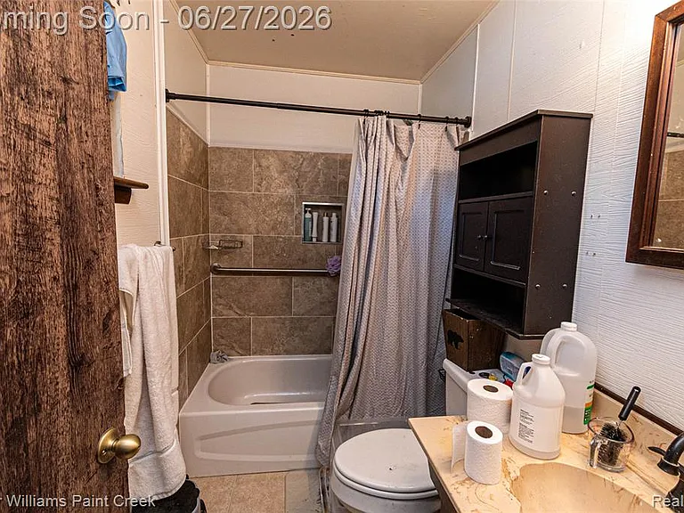 20510 Luna St — Photo 27
