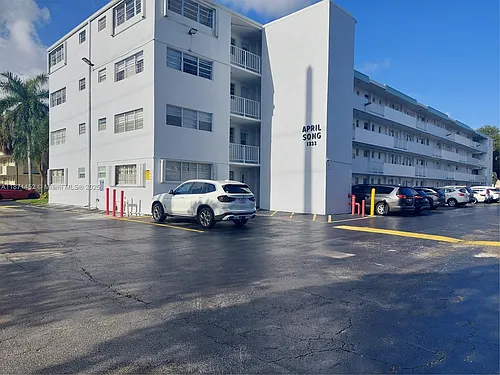1333 E Hallandale Beach Blvd Photo 1