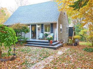 9 Carriage Rd, Windsor Junction, NS B2T1H4