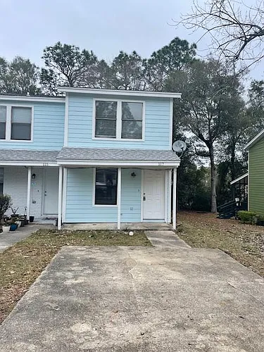 117 Hampton Dr Photo 1
