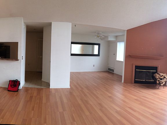 Living room / den