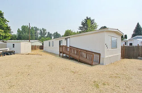 422 Elder Ave Photo 1