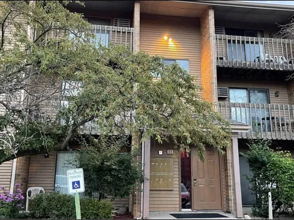 633 Virginia Rd APT 116, Crystal Lake, IL 60014