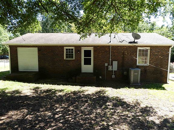5th image of 112 Nevada St