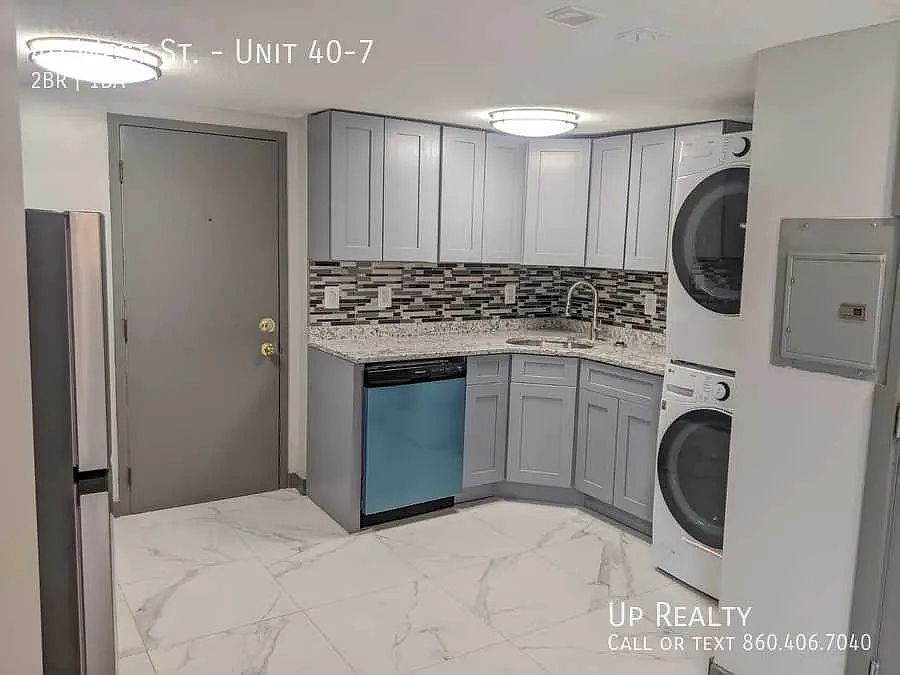 1st image of 38 West St #2