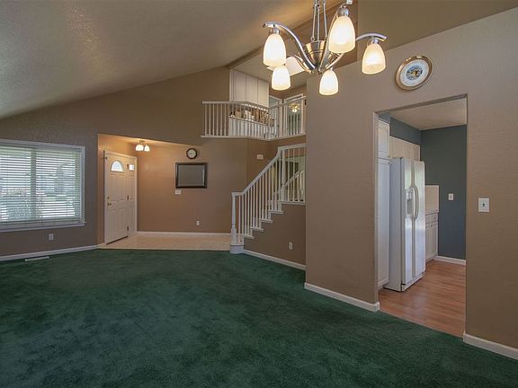 4th image of 510 Pavilion Ct