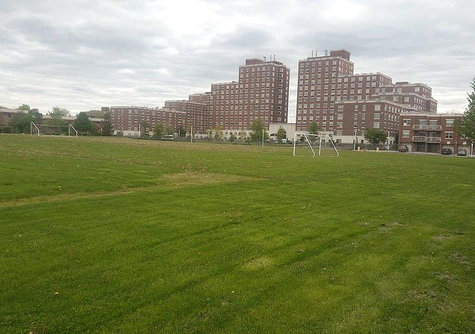 1st image of 7843 147th St APT 2V
