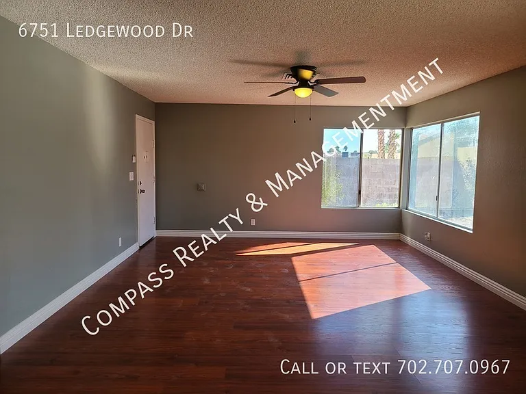 6751 Ledgewood Dr — Photo 28