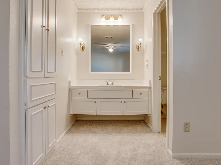 2020 Cap Rock Dr — Photo 6