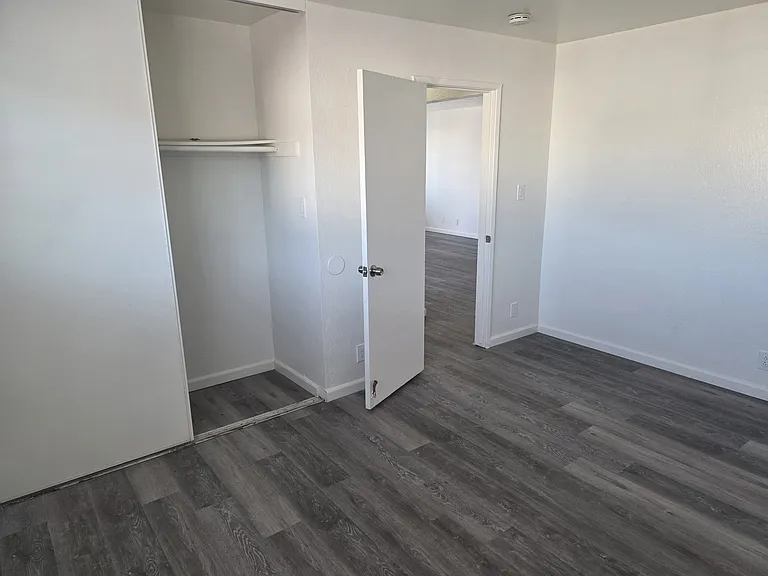 27070 Manon Ave #6 — Photo 9