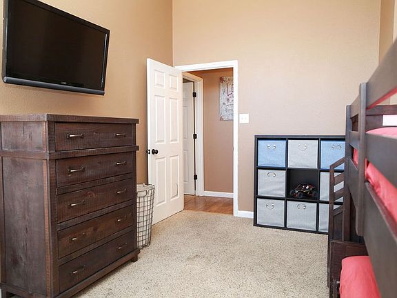 5th image of 3301 Rosemont Dr