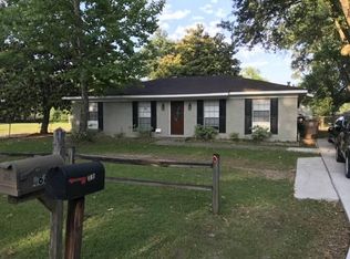 465 Hillview Rd, Mobile, AL 36608