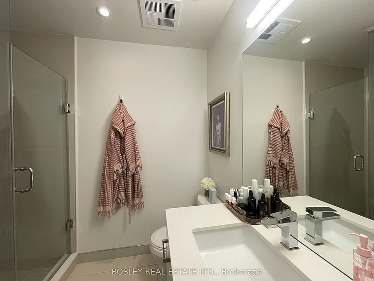608 Richmond St W #606 — Photo 13