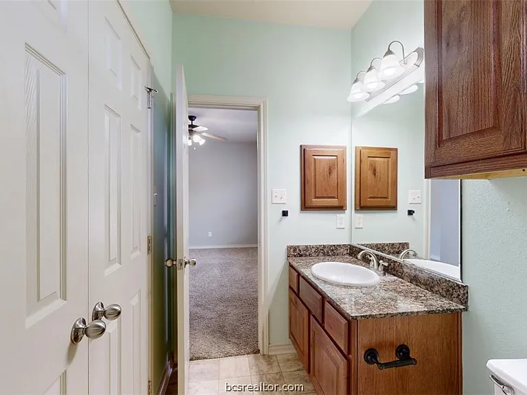 211 Forest Dr #C — Photo 25