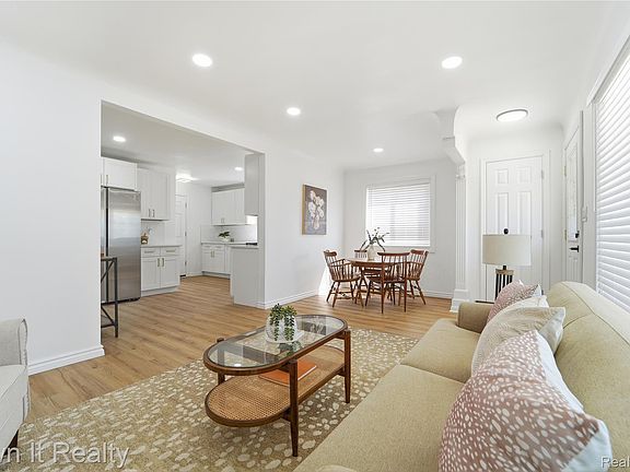 3rd image of 20320 Whitlock Dr