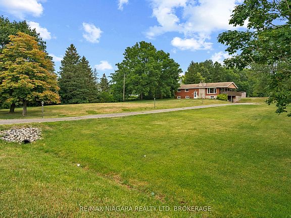 2nd image of 594 Doans Ridge Rd