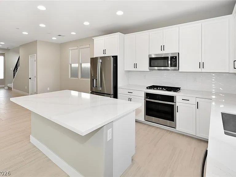 11807 Pandion Ave — Photo 11