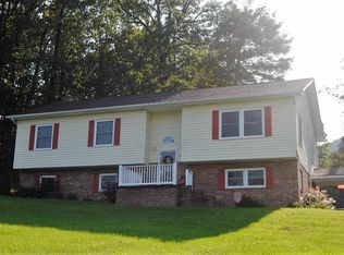 1141 Judy Lane Ext, Stanley, VA 22851