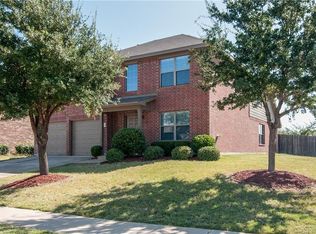 2923 Westover Dr, Grand Prairie, TX 75052
