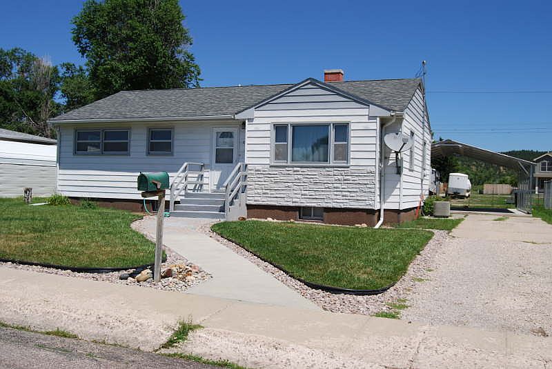 1635 Gray Blvd, Newcastle, WY 82701 Zillow