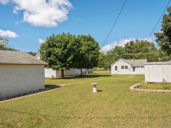 4th image of 1202 & 1204 Titus Ave