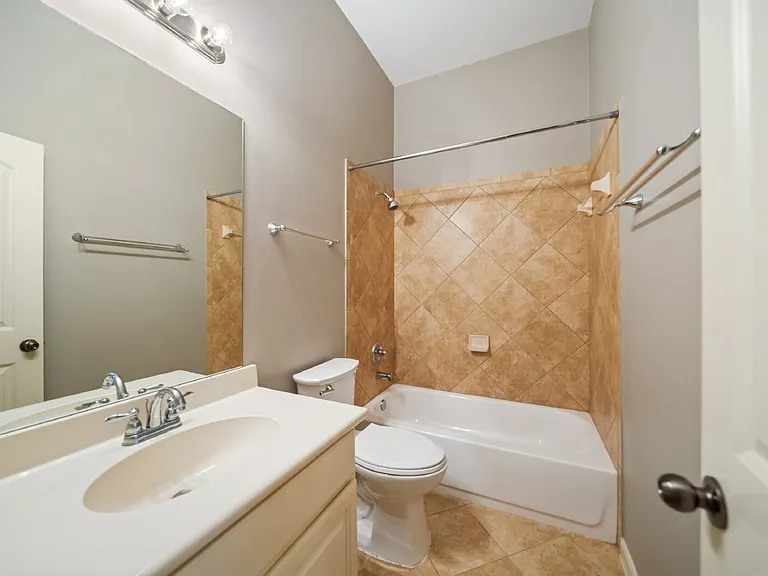 2818 Red Maple Dr — Photo 16