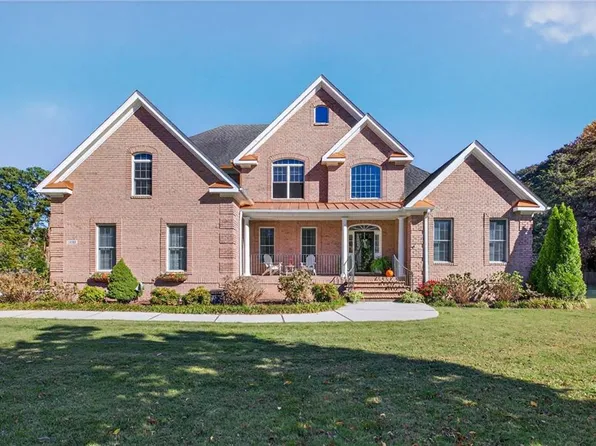 1440 Alanton Dr, Virginia Beach, VA 23454