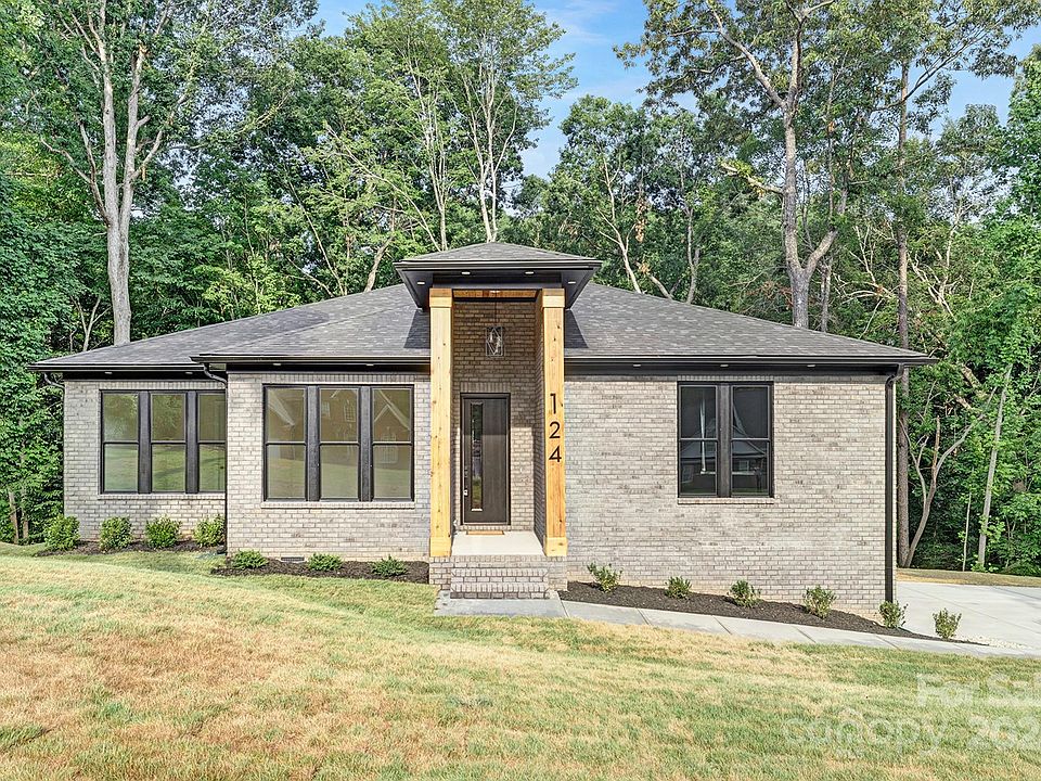 1st image of 124 Miss Ellie Ln