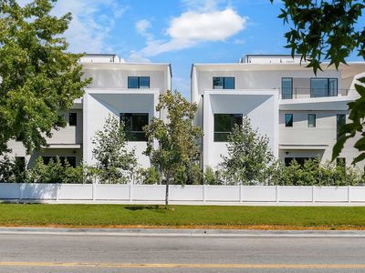 3232 S Barrington Ave, Los Angeles, CA, 90066