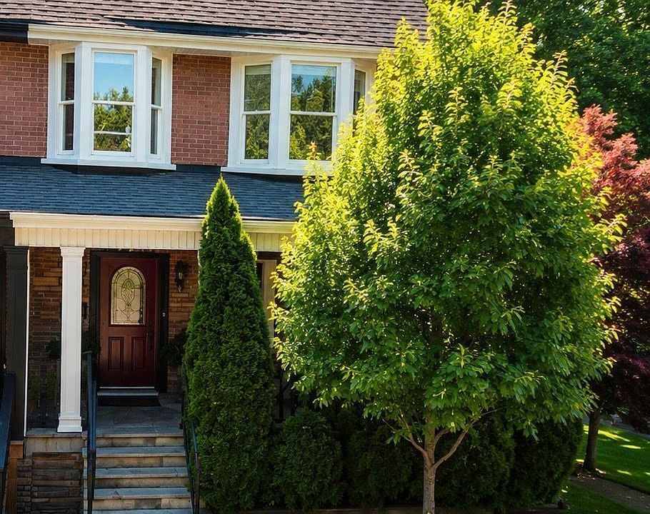1st image of 158 Parkmount Rd