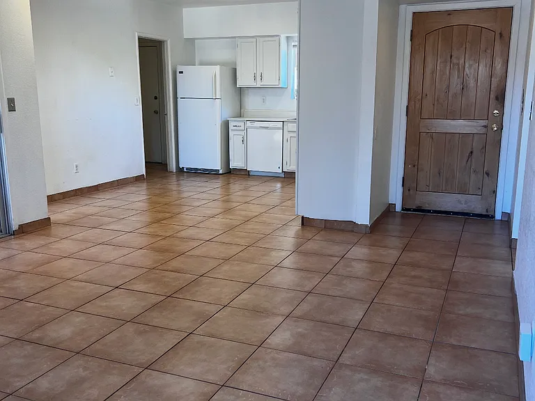 9759 E Laurel Ridge Dr — Photo 3