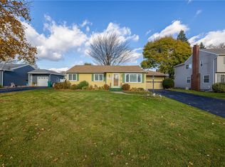 536 Wimbledon Rd, Rochester, NY 14617