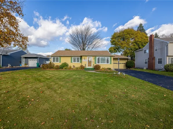536 Wimbledon Rd, Rochester, NY 14617