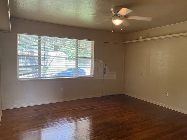 110 Bybee Ct — Photo 4
