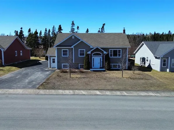 105 Harmsworth Drive, Grand Falls-Windsor, NL A2A2Y7