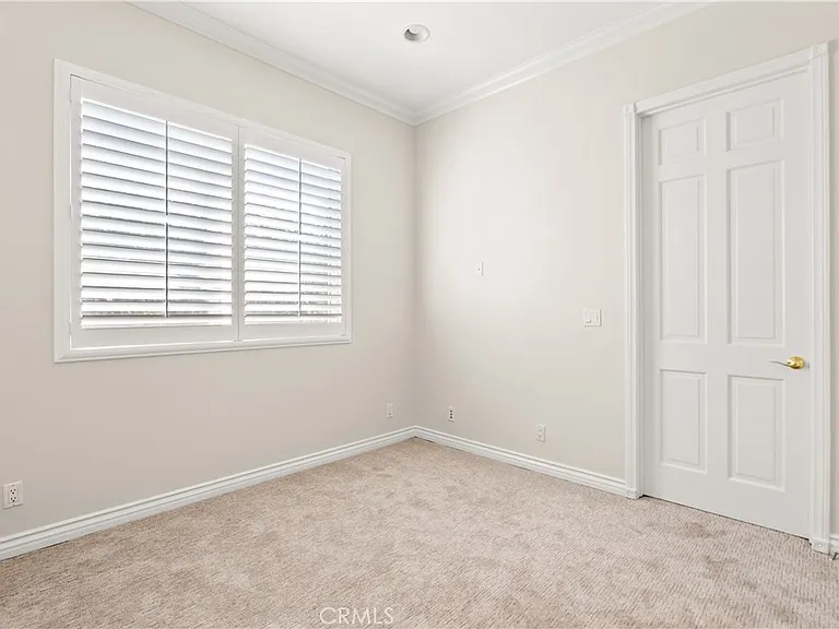 406 N Fairview St — Photo 17