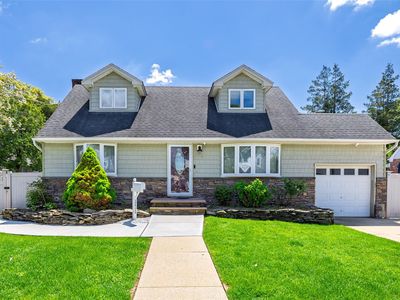 2622 Falcon Street, East Meadow, NY, 11554