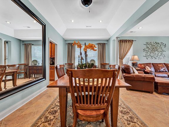 5th image of 29 Villa Ln
