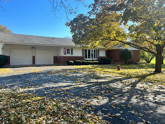 2nd image of 3320 Chukar Pl
