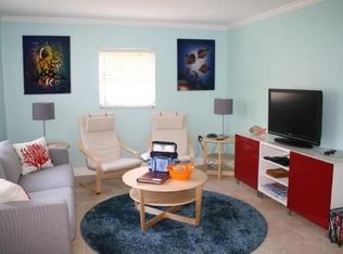 446 Canal Rd APT 1, Sarasota, FL 34242