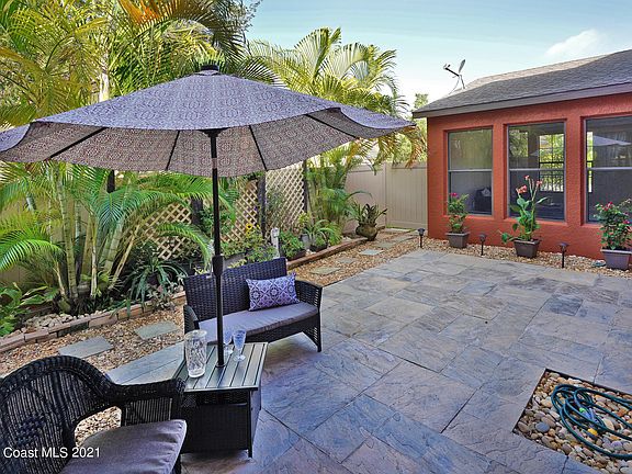 2nd image of 3012 Glenridge Cir