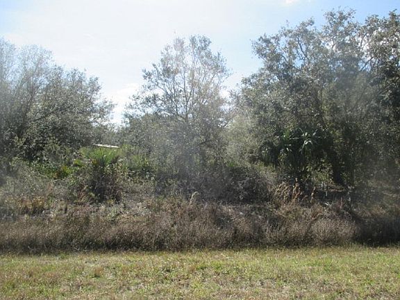 5th image of 14626 NW 302nd St