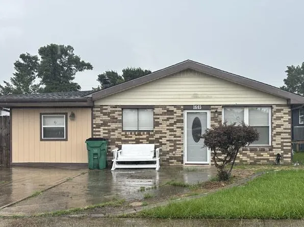 1645 Redwood Dr, Harvey, LA 70058
