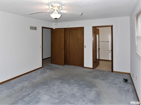 2nd image of 2575 New Lexington Dr
