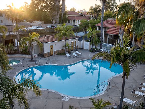5th image of 7668 Baypoint Dr Unit 101