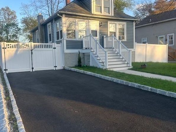 1853 W 5th St, Piscataway, NJ 08854