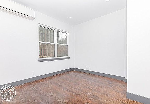 5th image of 2115 Regent Pl #4