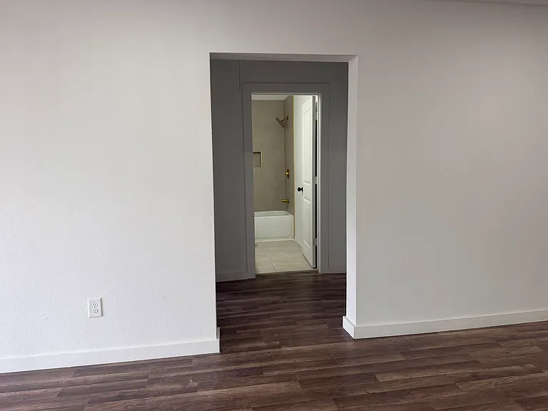 2910 Birmingham Ave — Photo 10